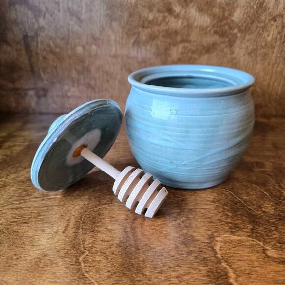Handmade PNW Ceramic Honey Pot - Picture 2 of 7